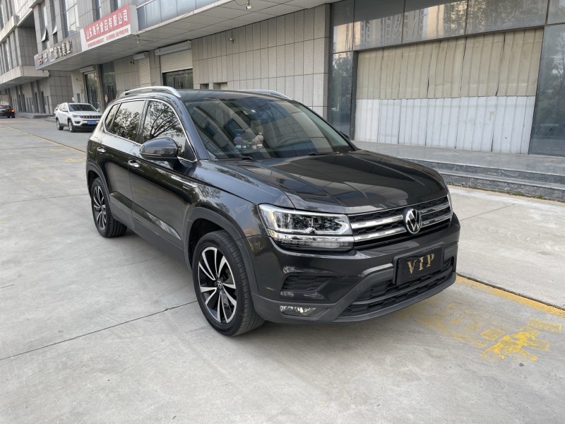 济宁21年大众途岳3