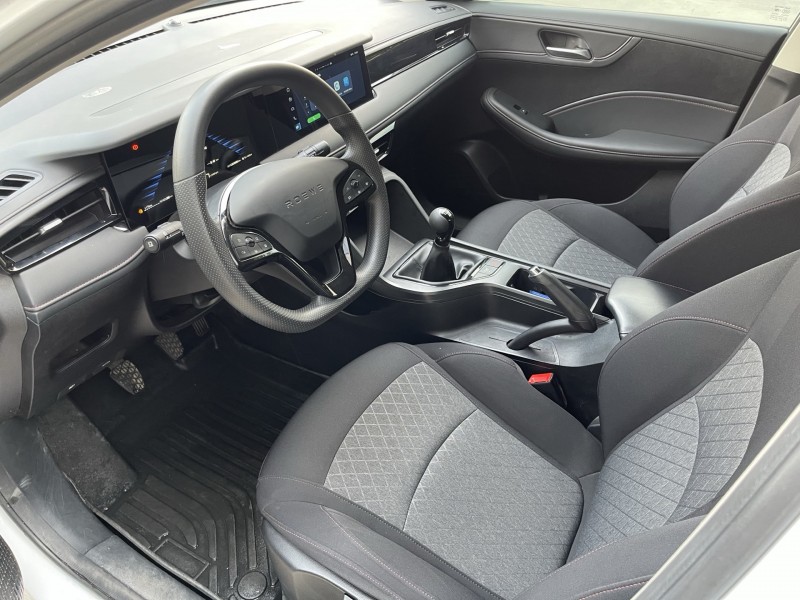 济宁24年荣威i54