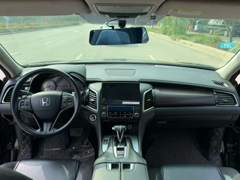 济宁18年本田冠道6