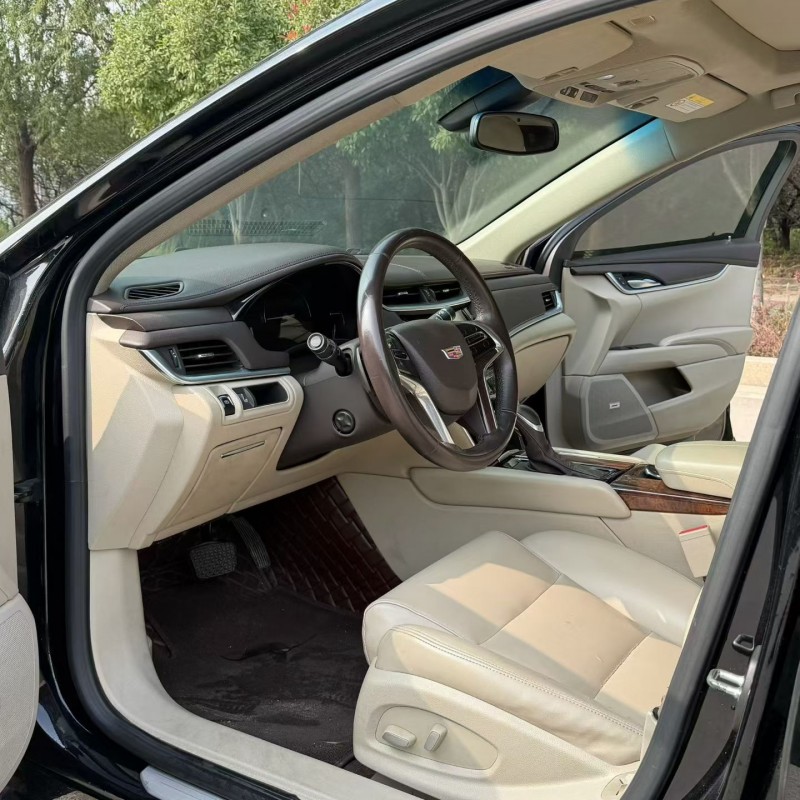 枣庄17年凯迪拉克XTS6