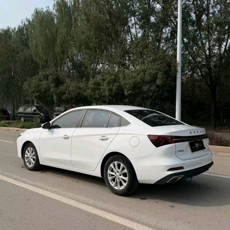 济宁24年荣威i58