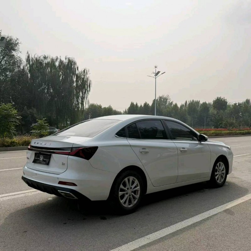 济宁24年荣威i59