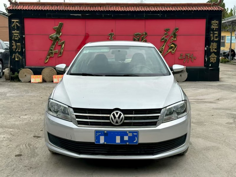 淄博15年大众朗逸1