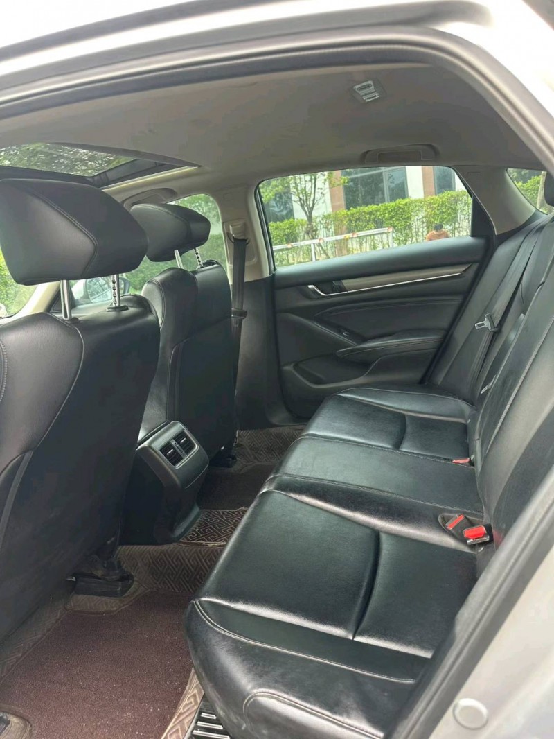 广州18年本田雅阁7