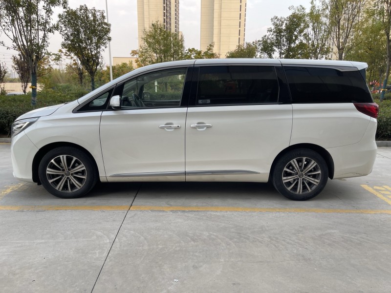 济宁18年传祺GM88