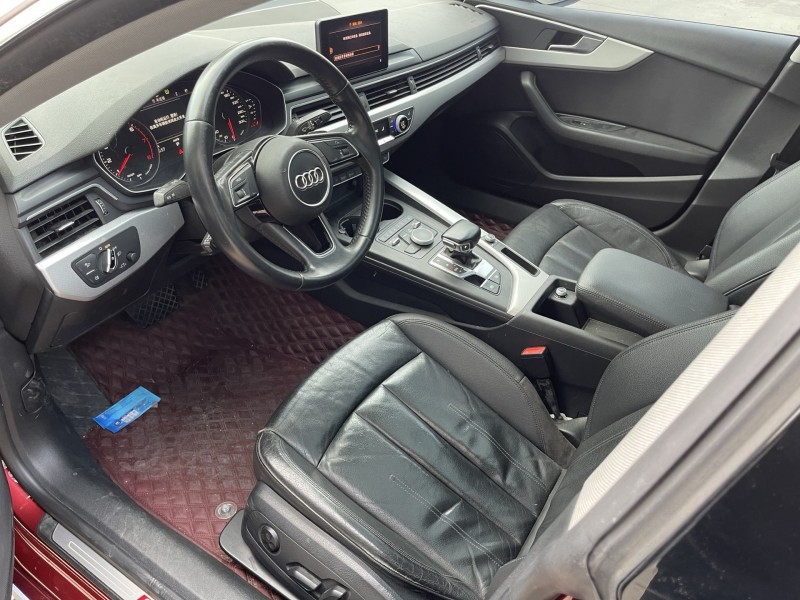 济宁17年奥迪A55