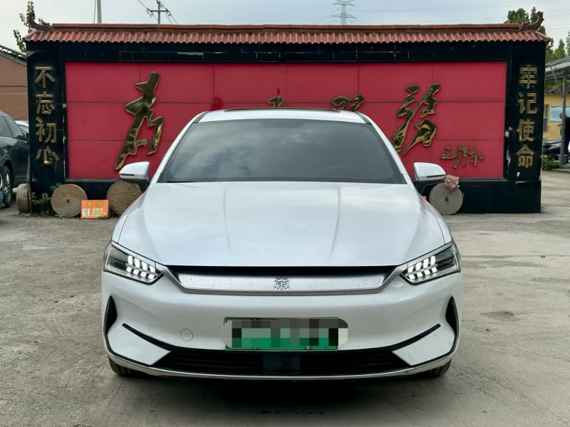 青岛23年比亚迪秦1