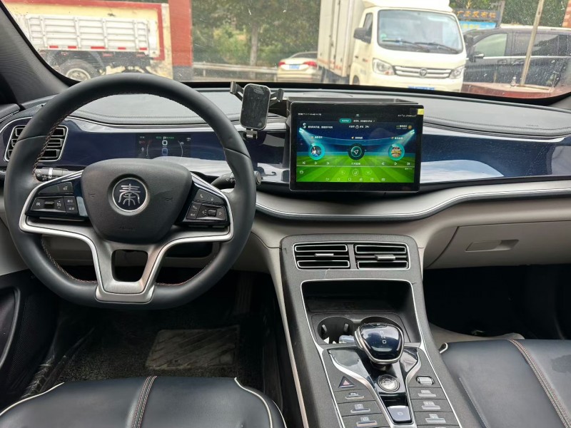 青岛23年比亚迪秦6