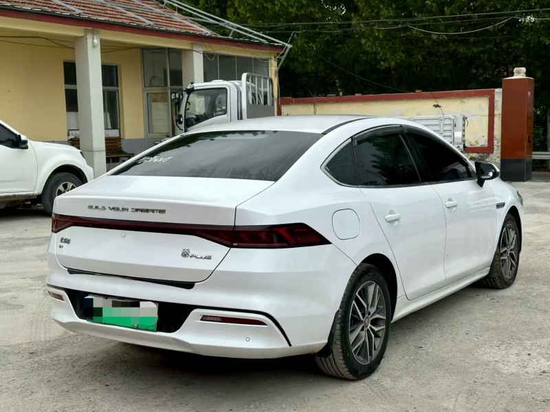 青岛23年比亚迪秦7