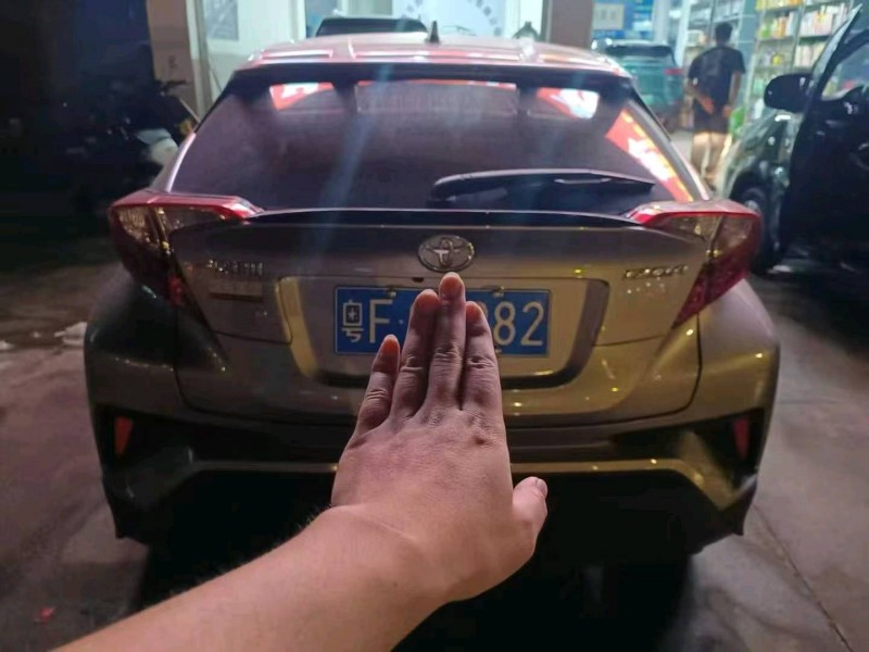 广州23年丰田奕泽4