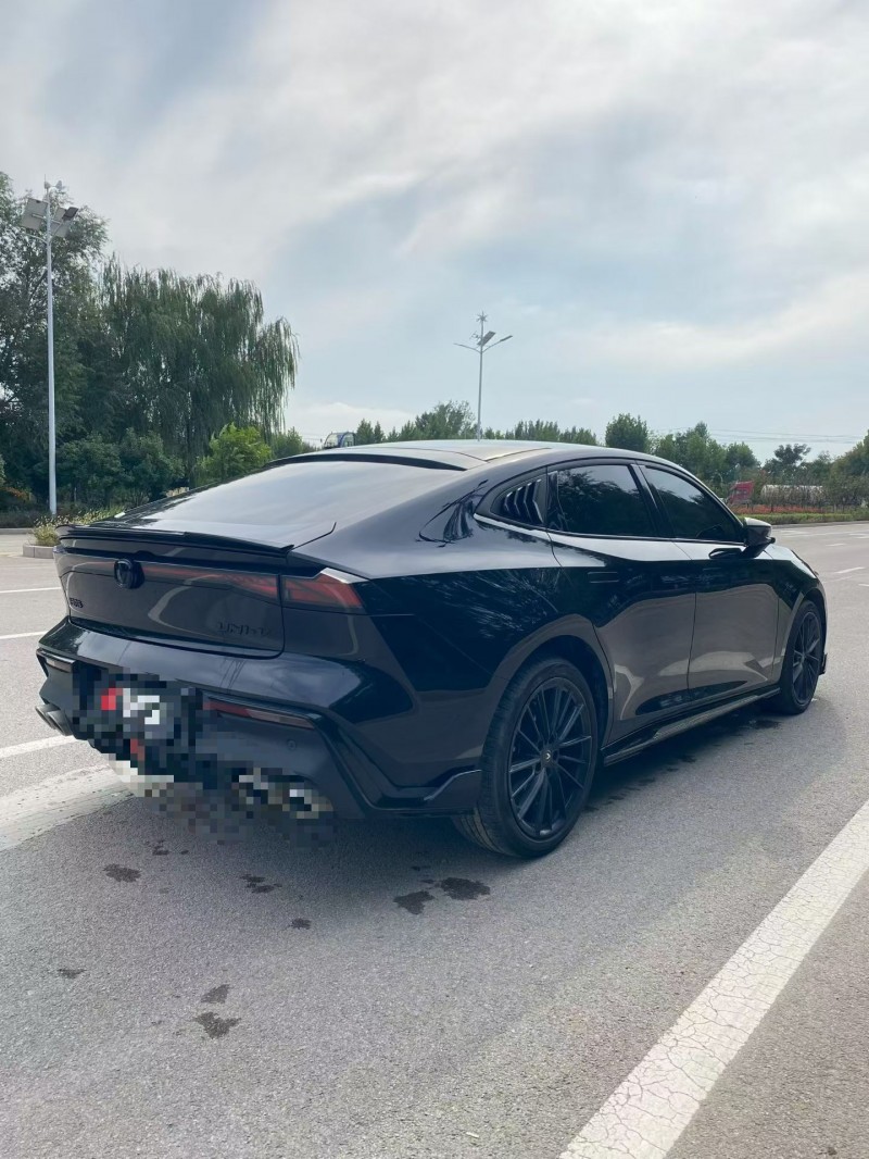 淄博25年长安汽车UNI9