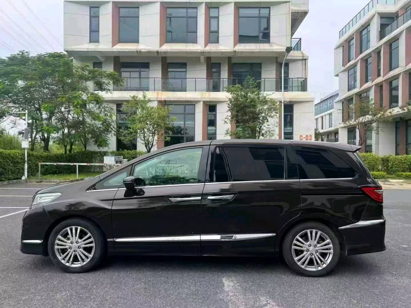 广州18年本田艾力绅4