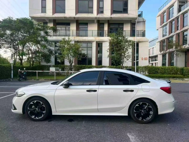 广州22年本田思域4