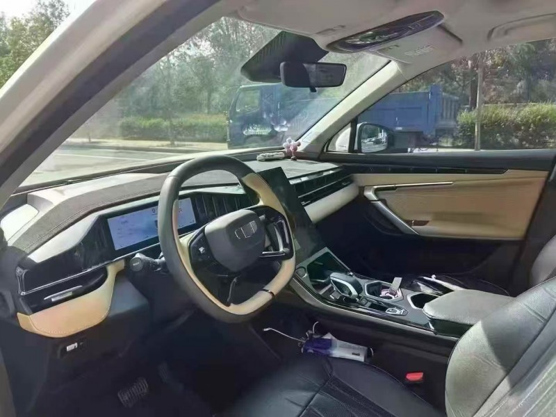 郑州23年吉利博越3