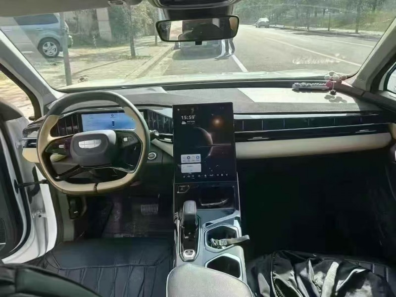 郑州23年吉利博越5