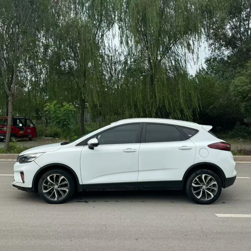 东营21年吉利帝豪4