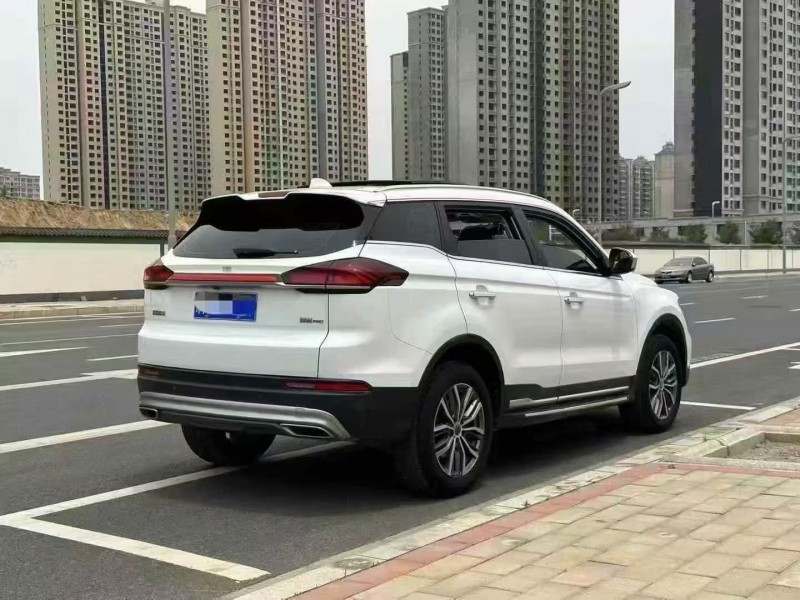 郑州20年吉利博越8