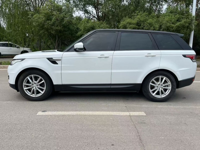 潍坊17年路虎揽胜运动7