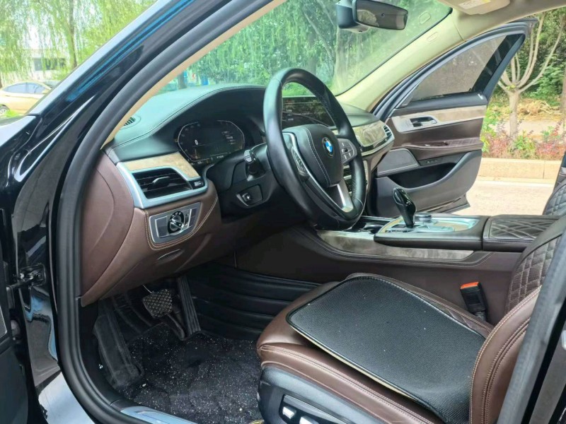 枣庄21年宝马7系4