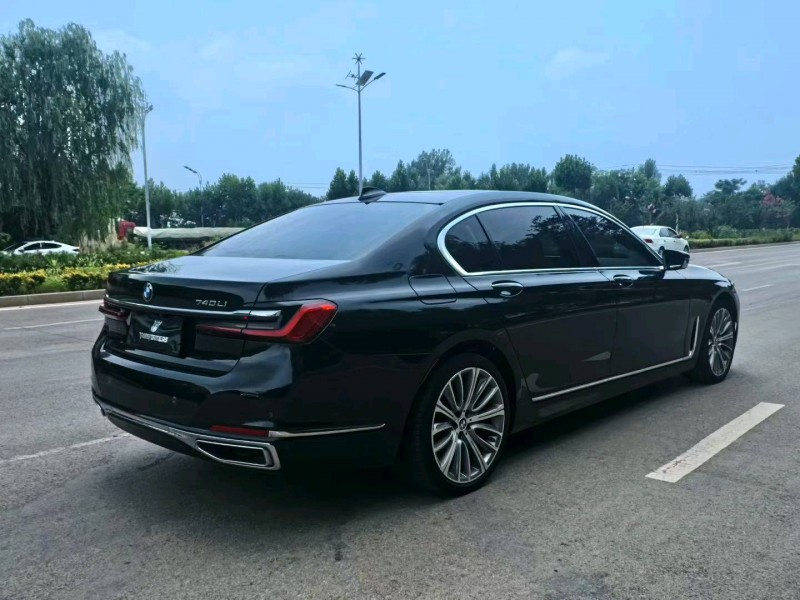 枣庄21年宝马7系9