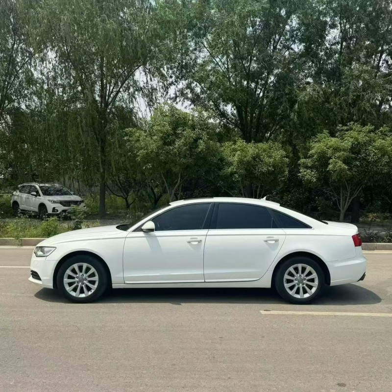 济宁16年奥迪A6L9