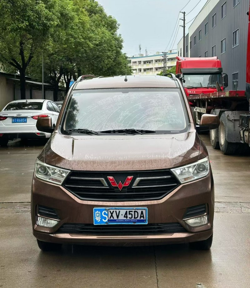 中山20年五菱汽车宏光1