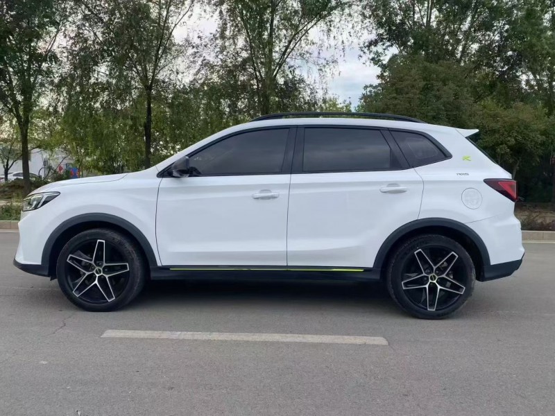 济宁23年荣威RX5新能源7