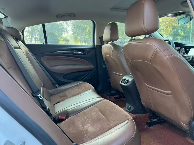 郑州20年别克君威4