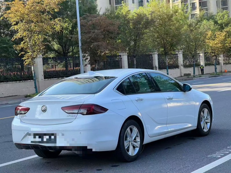 郑州20年别克君威8