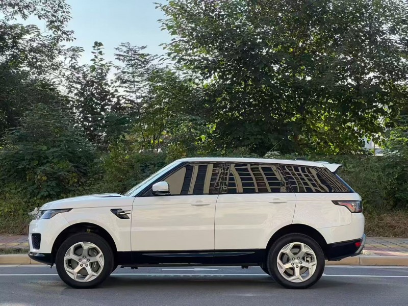 郑州18年路虎揽胜运动7