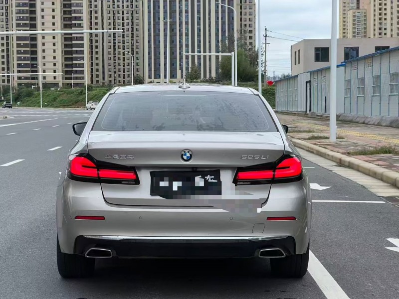 郑州23年宝马5系9