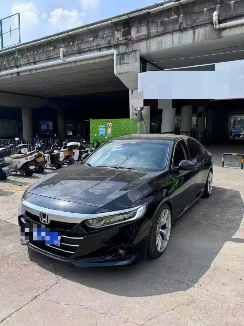 广州22年本田雅阁3