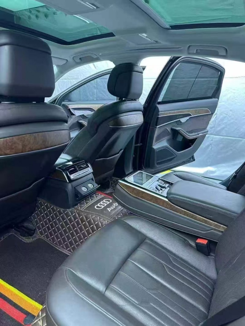 广州18年奥迪A8L4