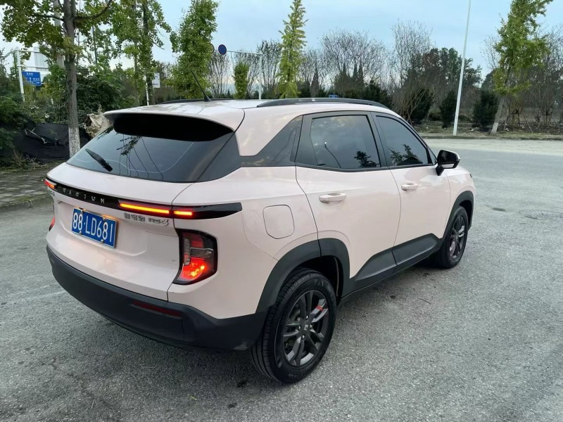 成都22年宝骏RS34