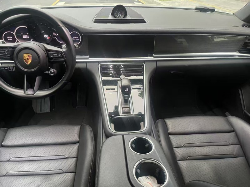 广州22年保时捷帕拉梅拉5