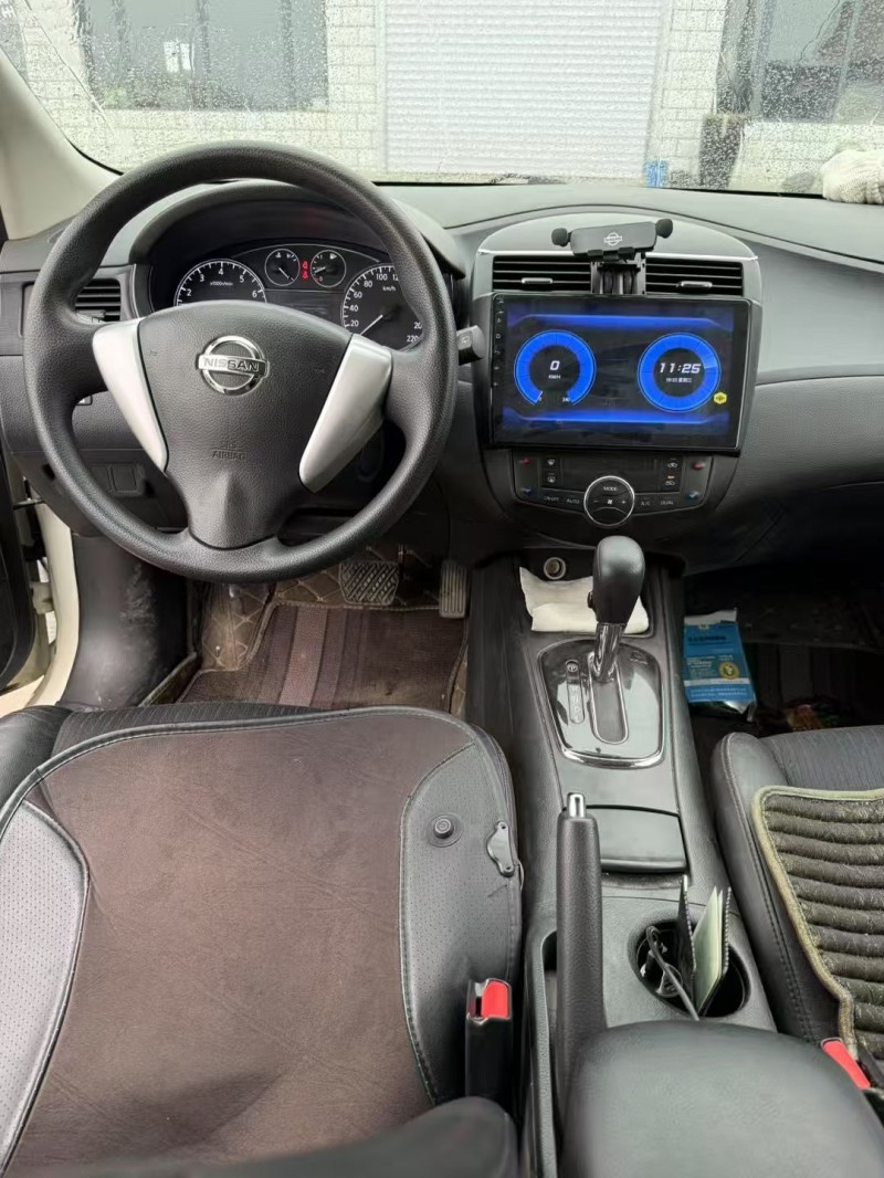 呼和浩特14年日产骐达6