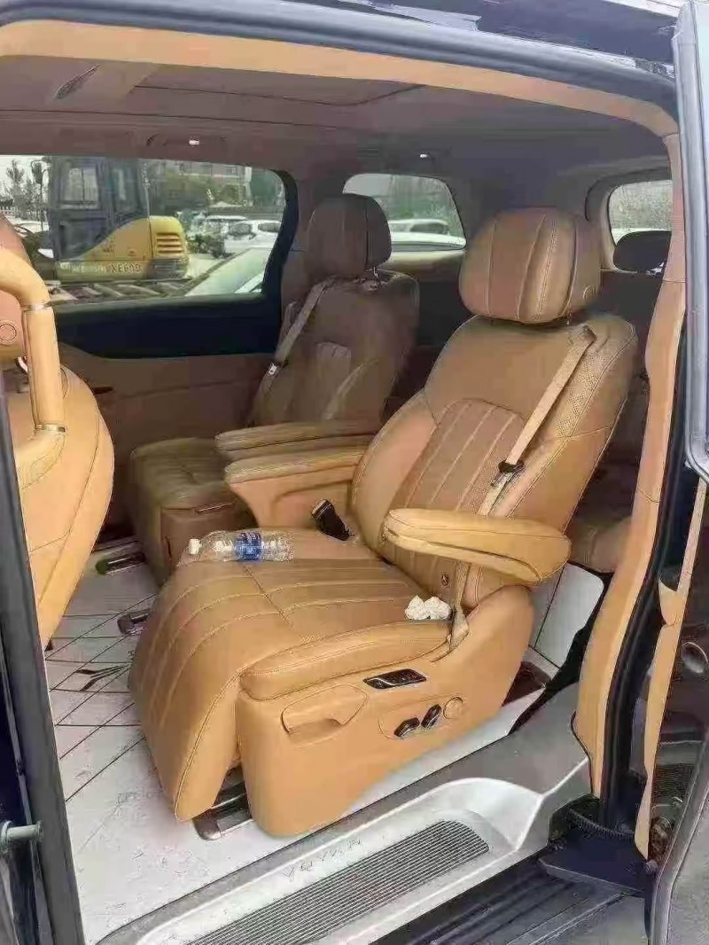 菏泽23年岚图汽车梦想家5