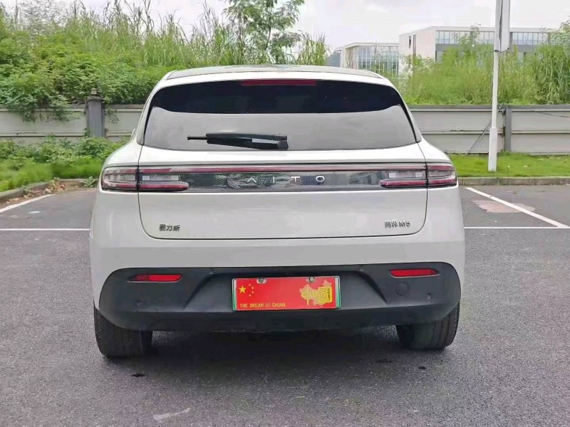 广州22年华为智选问界7