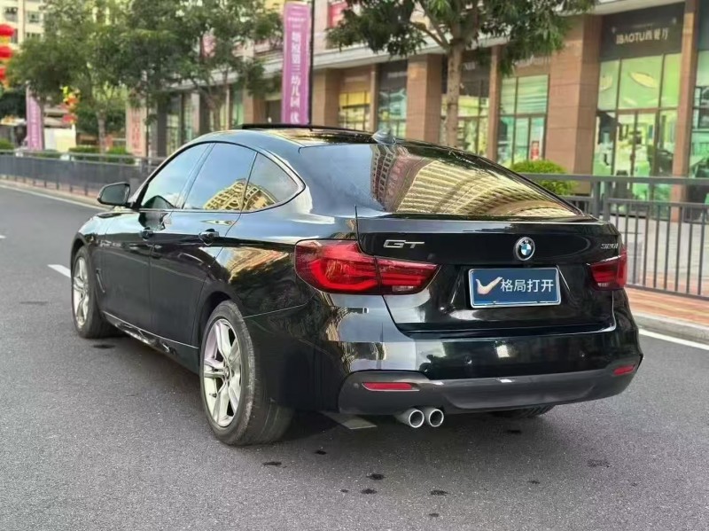 广州21年宝马3系7