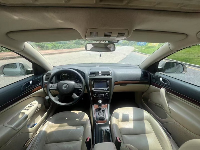 三明13年斯柯达明锐6