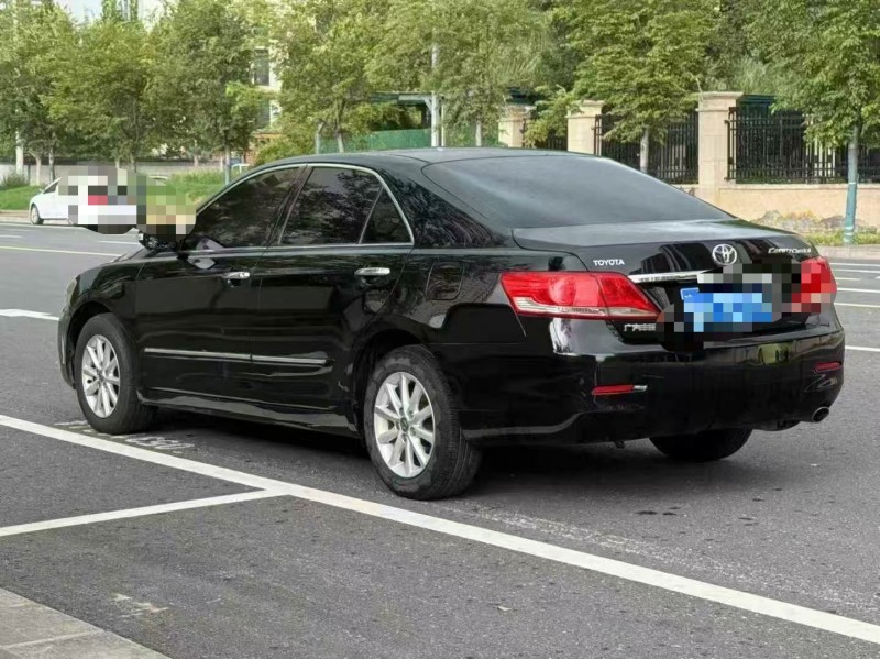 郑州13年丰田凯美瑞8