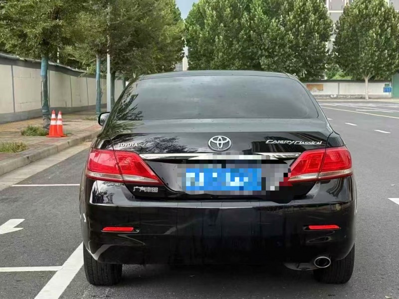 郑州13年丰田凯美瑞9