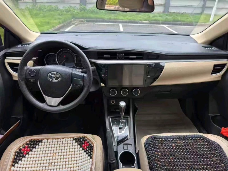 广州16年丰田雷凌4