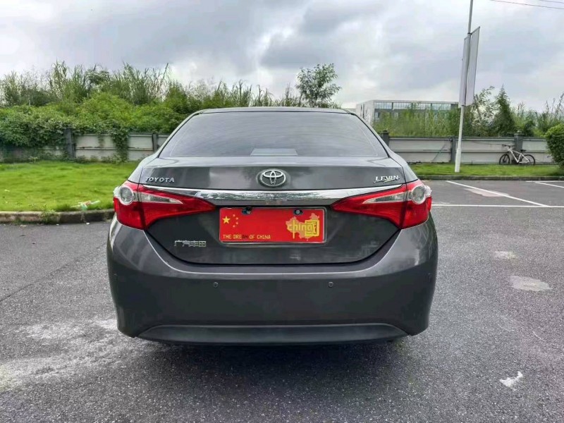 广州16年丰田雷凌7