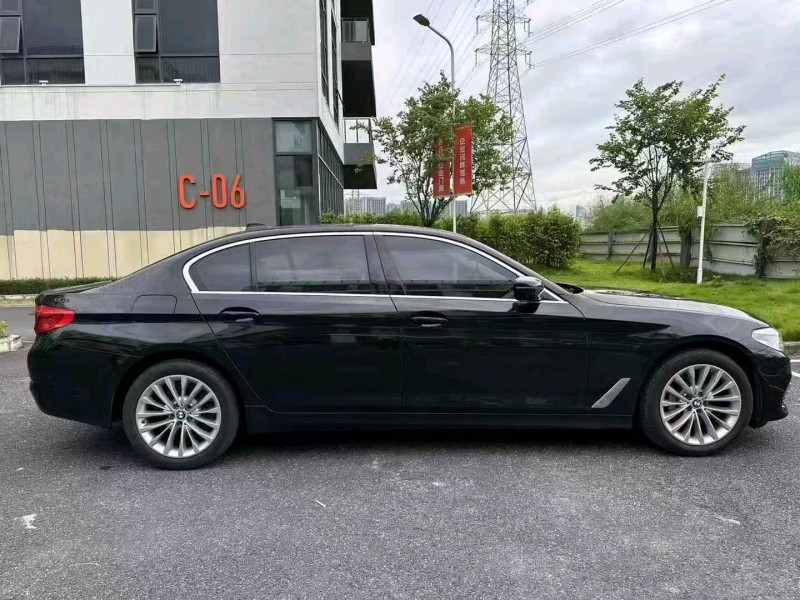 广州20年宝马5系4