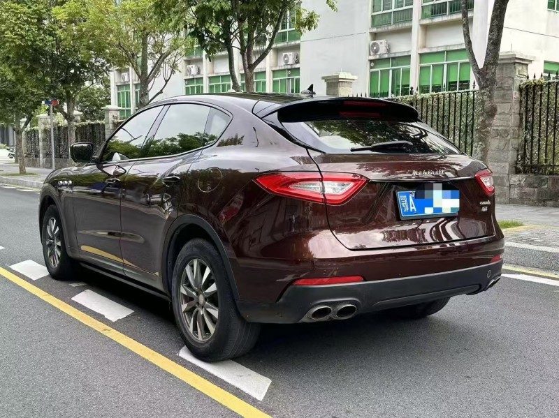 广州18年玛莎拉蒂Levante7