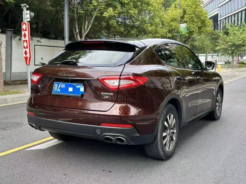 广州18年玛莎拉蒂Levante8