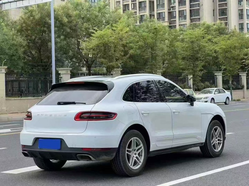 郑州18年保时捷Macan7