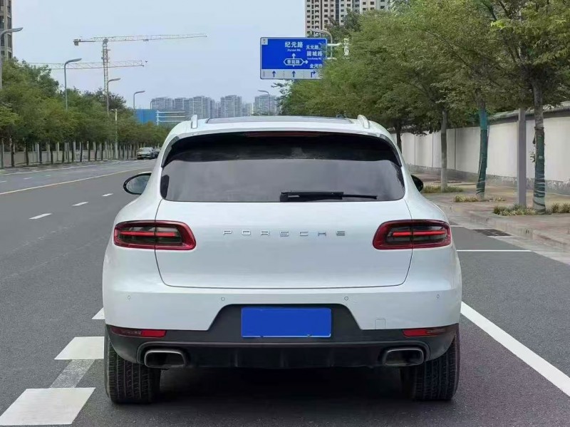 郑州18年保时捷Macan9