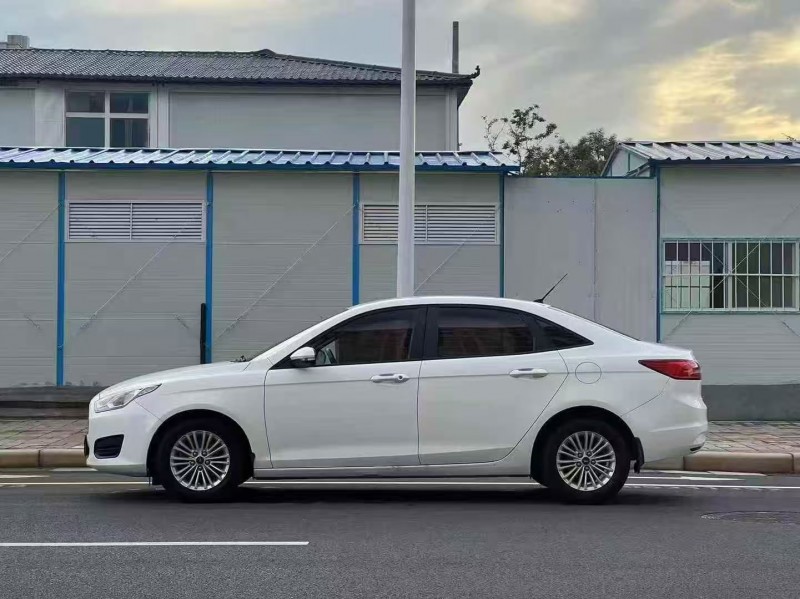 郑州17年福特福睿斯6